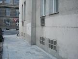 man - detail view (opens popup window)